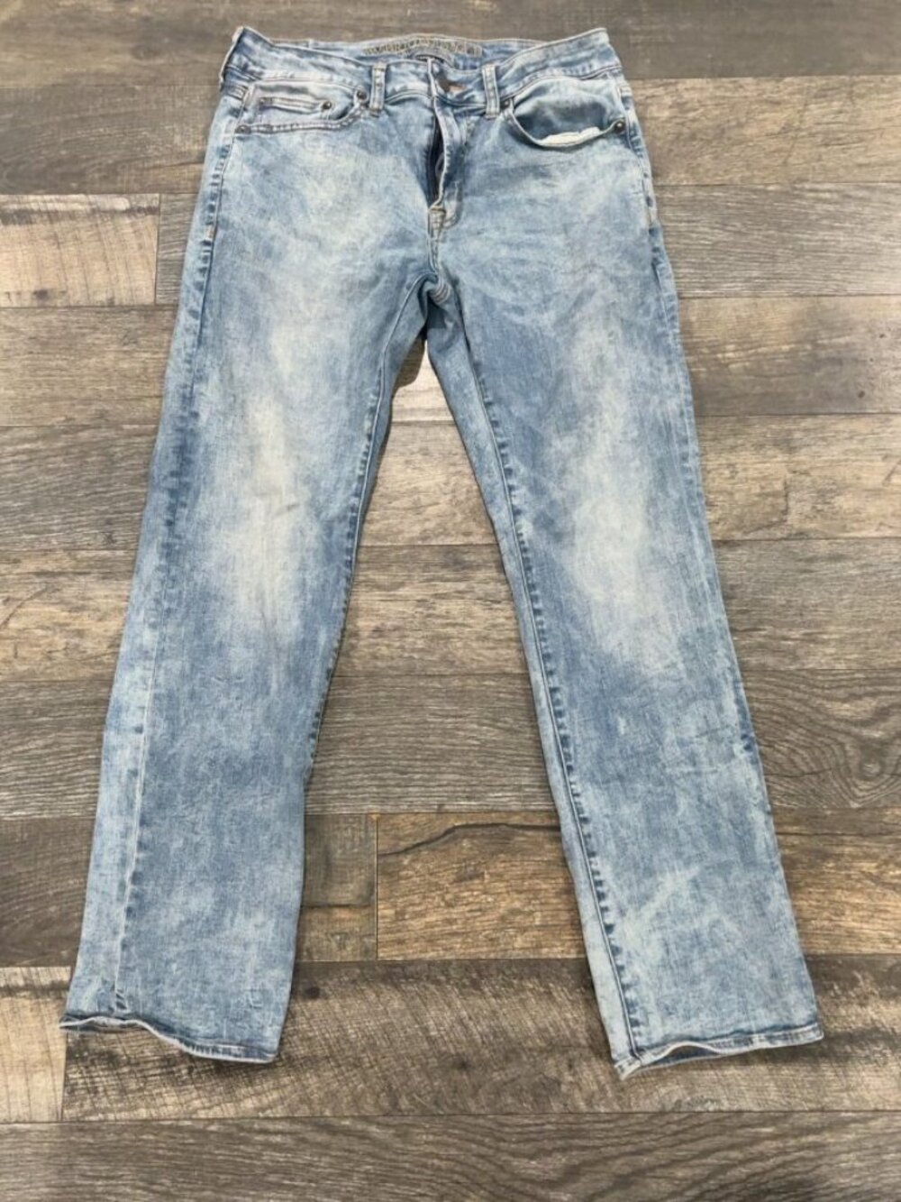 American Eagle Extreme Flex Men’s Jeans 32x32 Light Wash NWOT